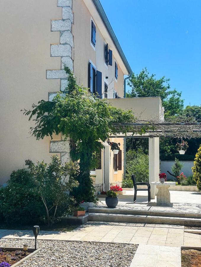 Apartments Borghetto Винкуран Экстерьер фото