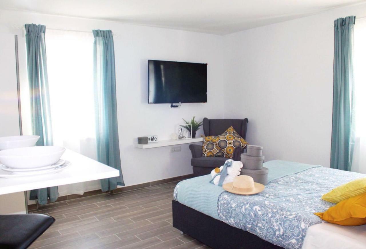Apartments Borghetto Винкуран Экстерьер фото
