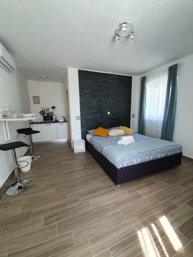 Apartments Borghetto Винкуран Экстерьер фото