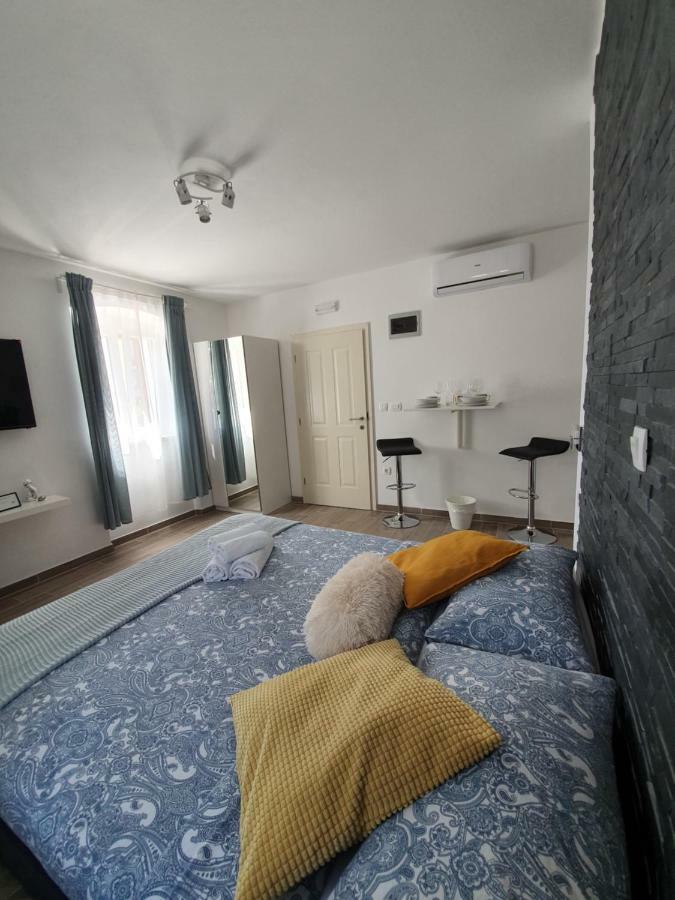 Apartments Borghetto Винкуран Экстерьер фото